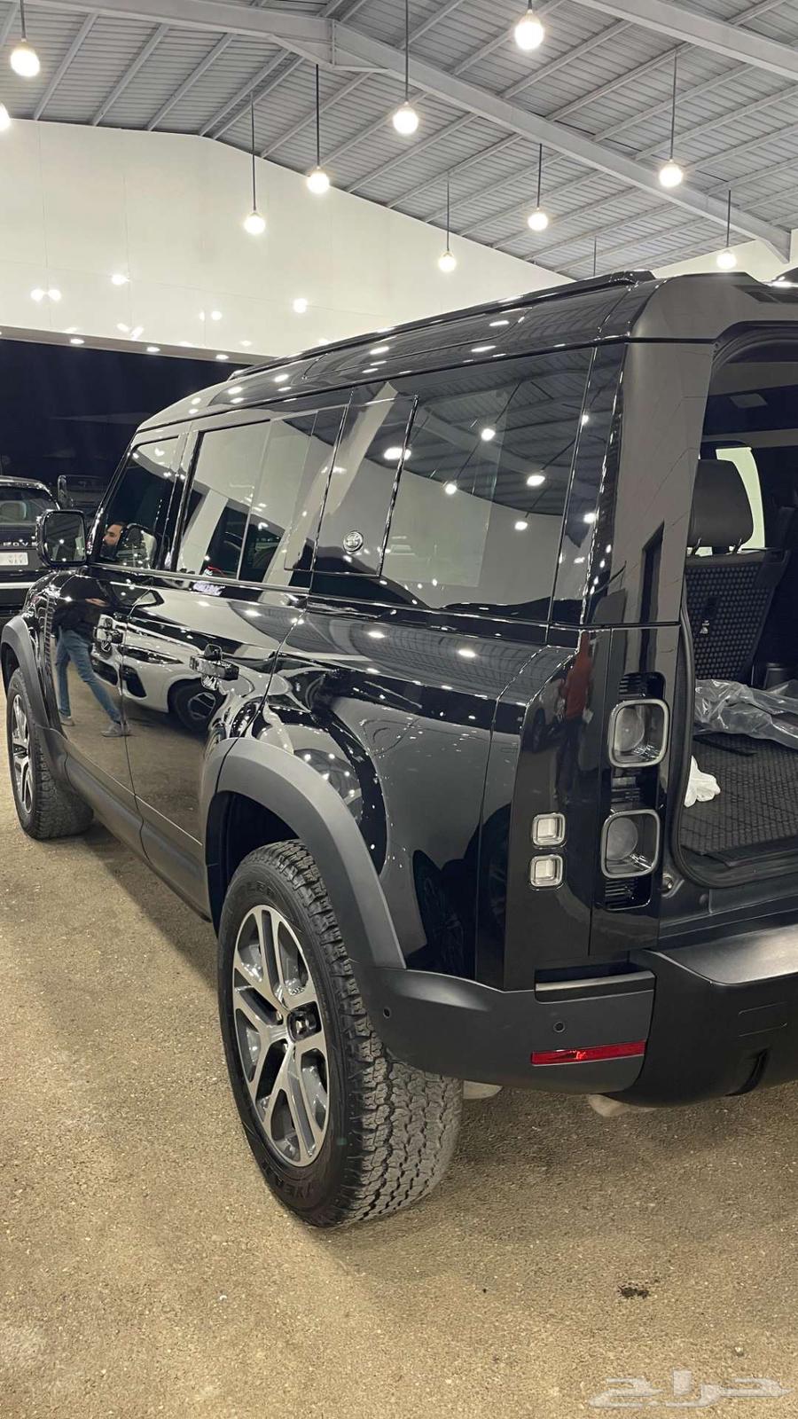 Land Rover Defender HSE 202063424009946114114