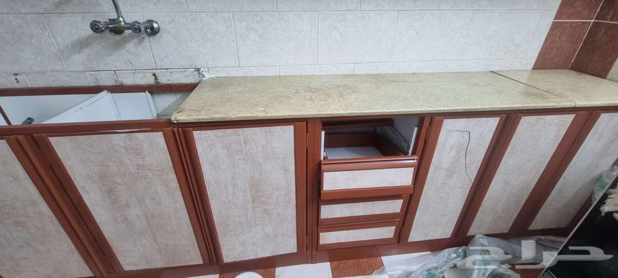 Used kitchen cabinet63258375379458111