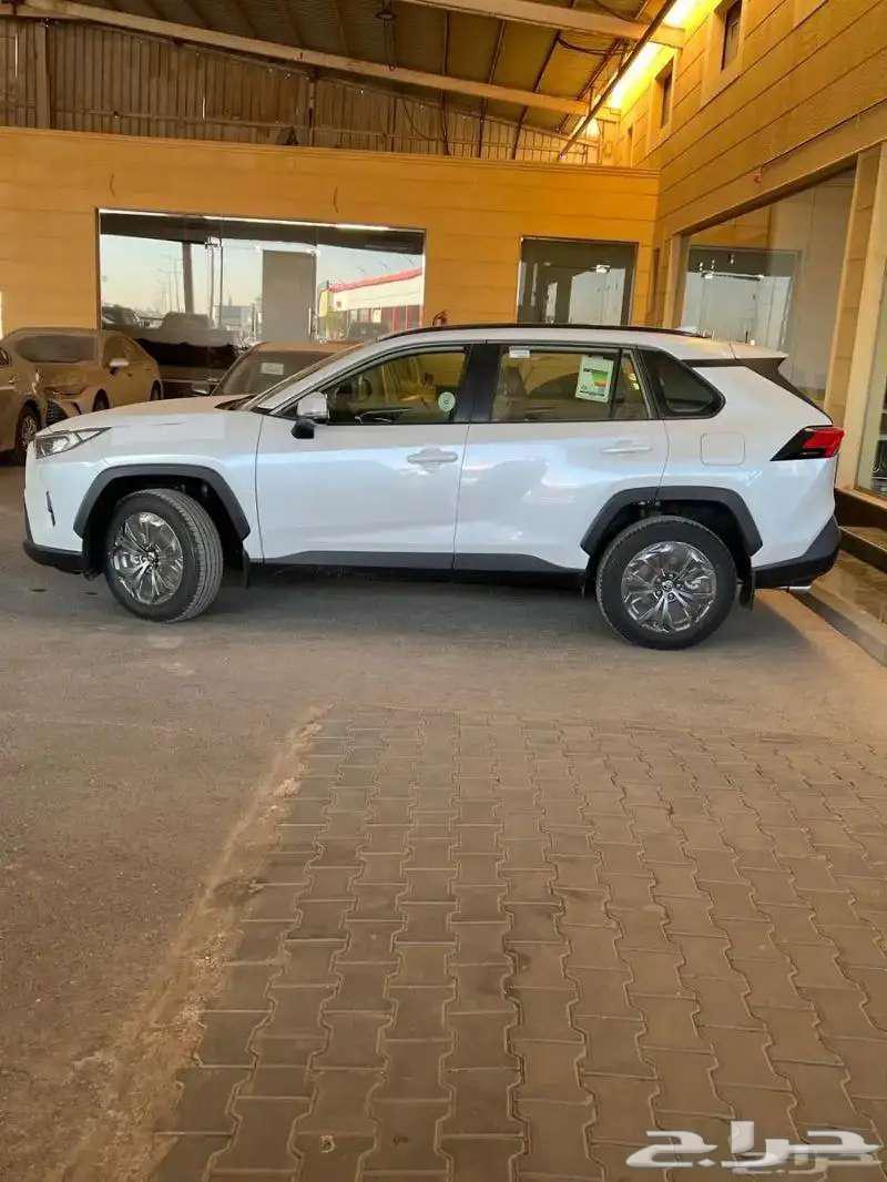 راف فور XLE مكينة 2.5 بنزين بريمي 2025 بقسط 1750 لدى الحسن63414259002499111