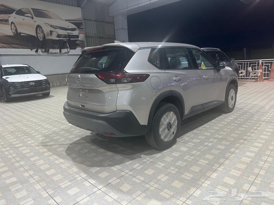 اكس تريل استاندر 2025 شاشه وكاميرا 202563415509992193111