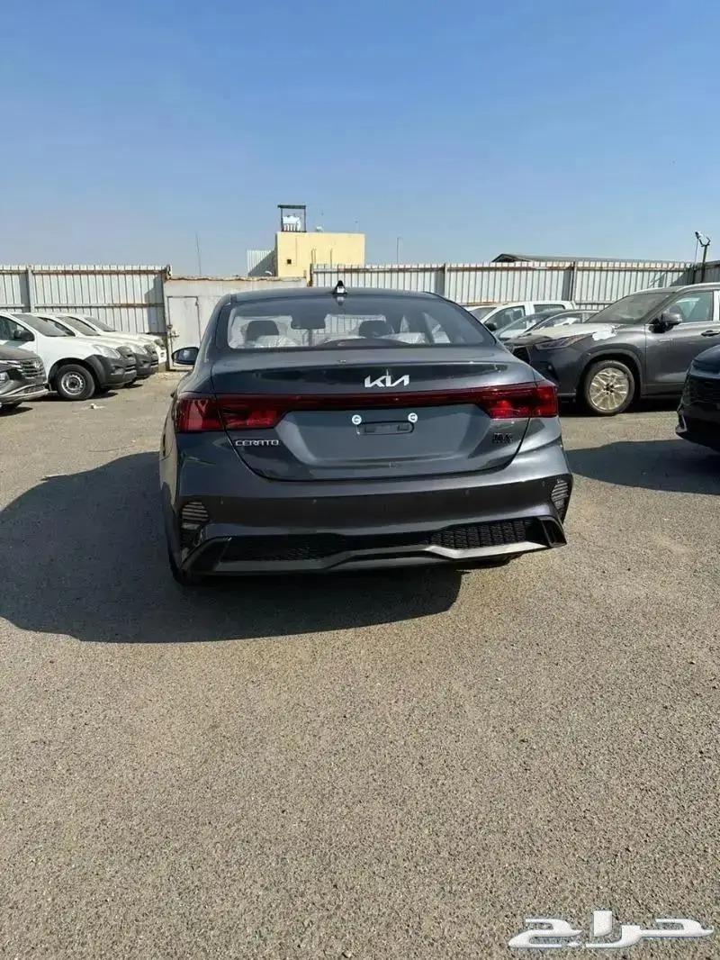 كيا سيراتو استاندر موديل 202463408665823873113