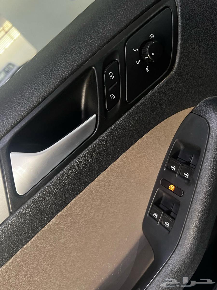 Used Volkswagen Jetta with one hand.63410960367105113