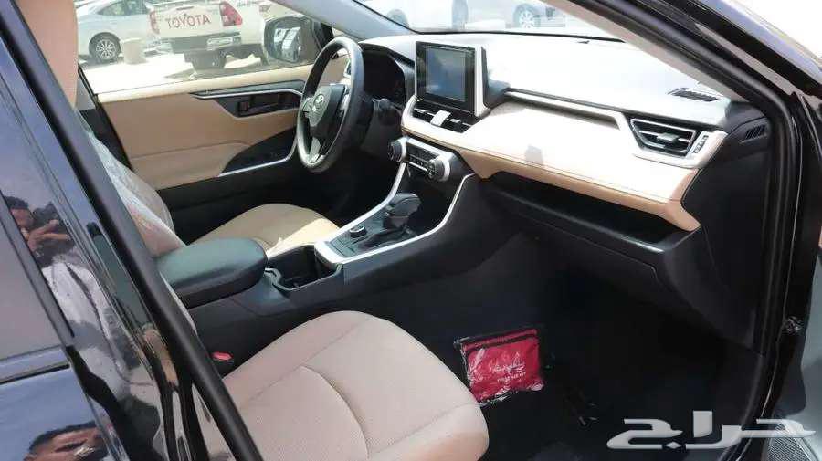 تويوتا راف فور 2025 ( اقساط )63409884009986112