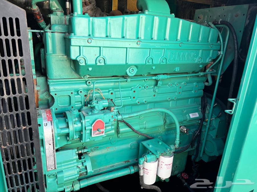 300 kVA pure output Cummins generator, model 201463251037509250111