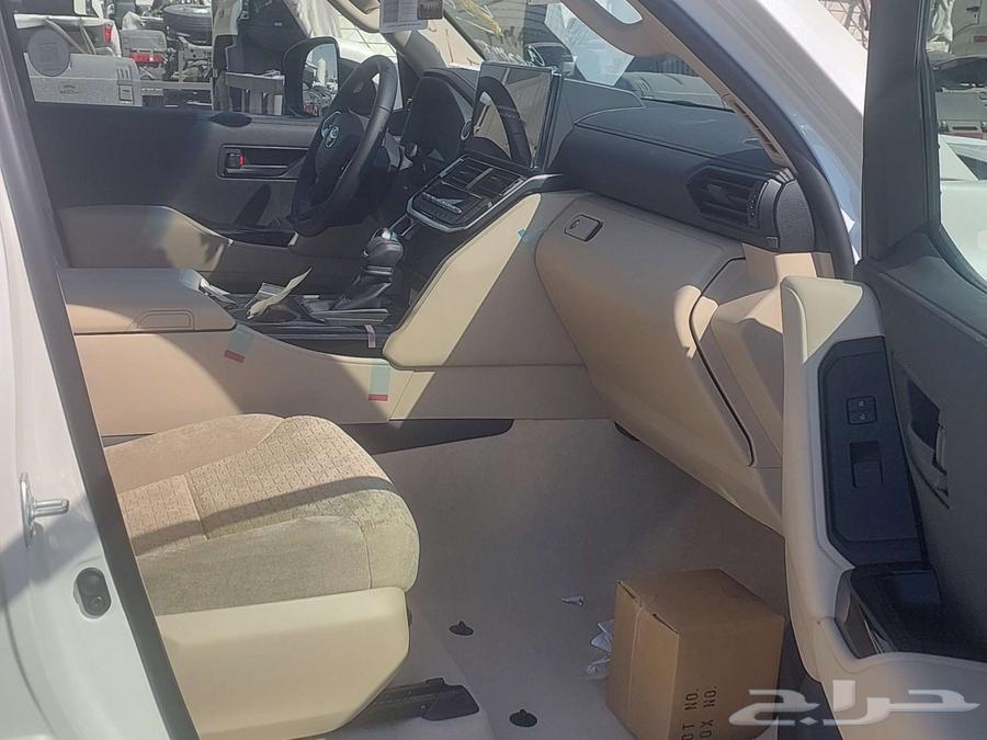 تويوتا لاندكروزر GXR3 بنزين 2025 سعودي63409789141890111