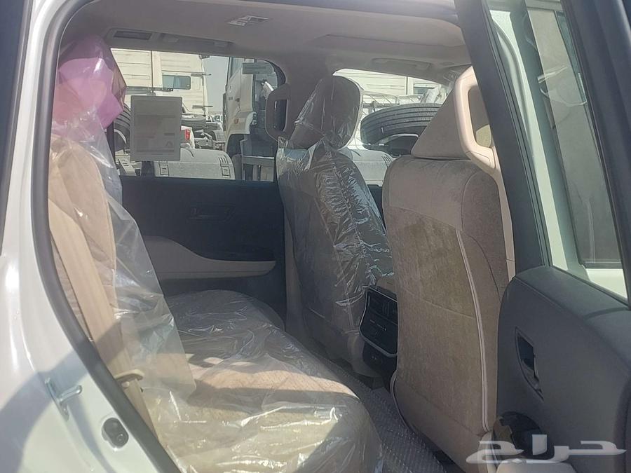 تويوتا لاندكروزر GXR3 بنزين 2025 سعودي63409789141890112