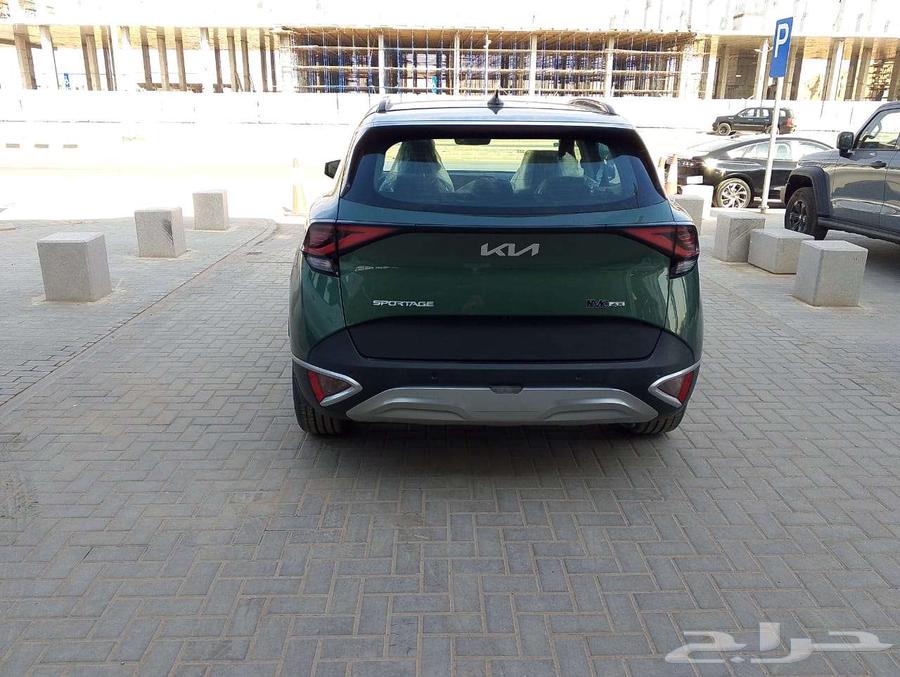 Kia Sportage EX 1600 CC 2024 model - Silver, cash and installments available63412159095938112