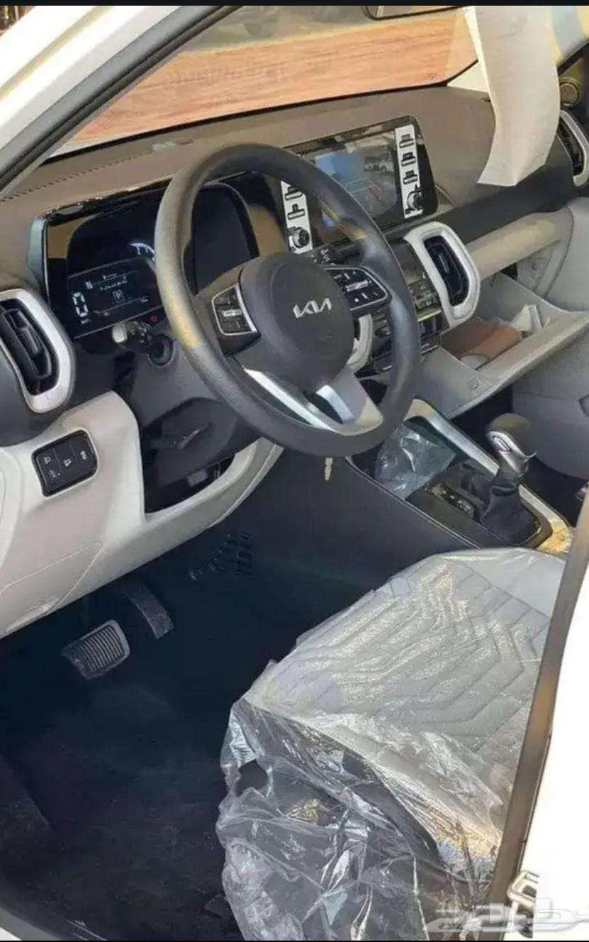 Kia Sonet Standard Developed 202463406751894147113