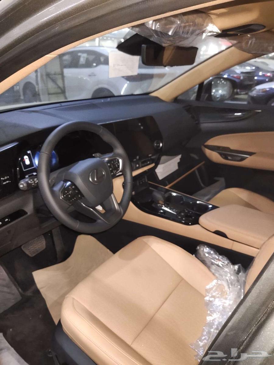 متوفر لكزس ان اكس 350 AAاتوماتيك موديل 202563404890594946113