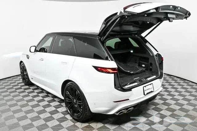 للبيع رنج سبورت موديل 2025 Range Rover Sport Autobiography63377546937601113