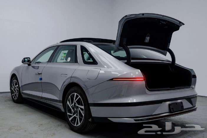Hyundai Azera Classic 2025 Cash and Lease-to-Own (Bank)63008225568513114