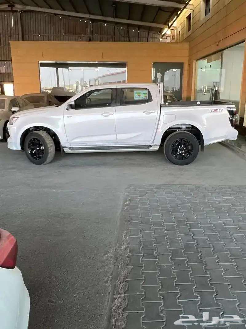 Isuzu G-Max Full Double GT Diesel Automatic 2023 with installment of 1850, Al-Hassan63377546857091111