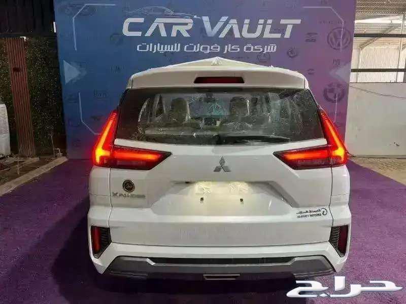 ميتسوبيشي اكسباندر 1.5 جنوط مخمل كاميرا 202463377548091905112