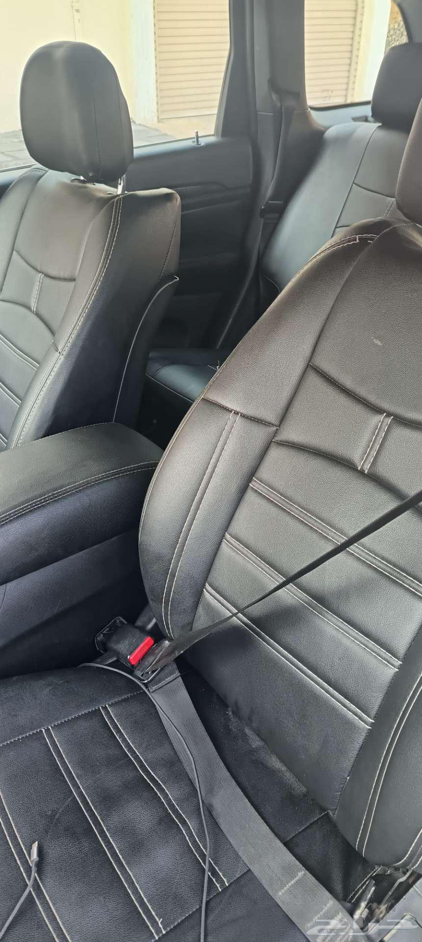Grand Cherokee 201163378363335043114