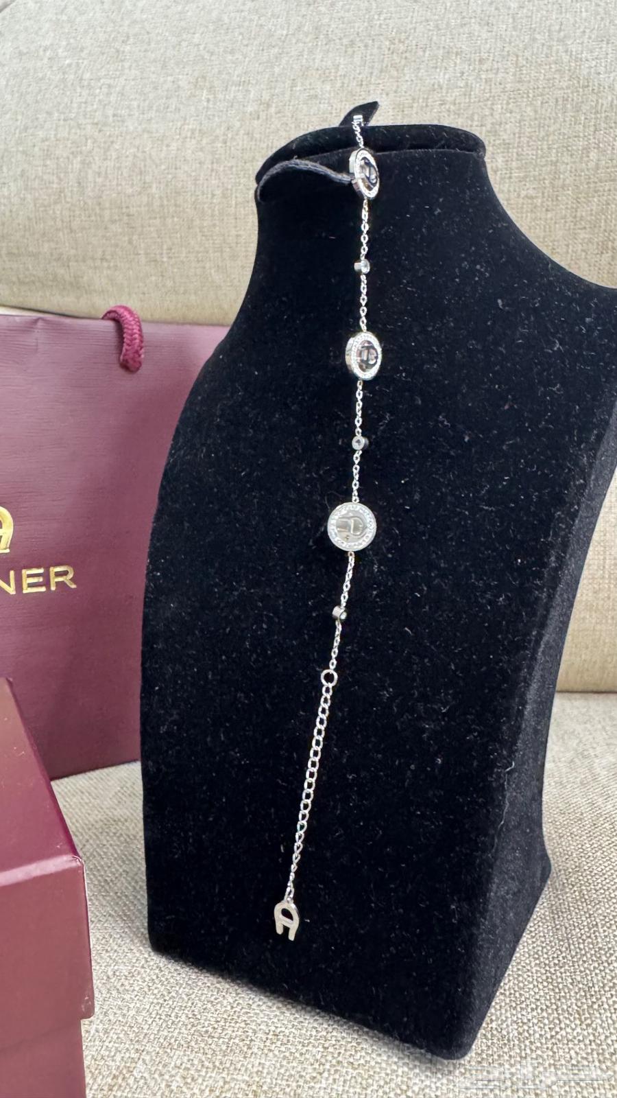 A new original silver Accner brand bracelet63245962669059111