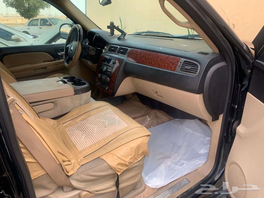 Chevrolet Tahoe 2008 in very good condition.63377302897666111