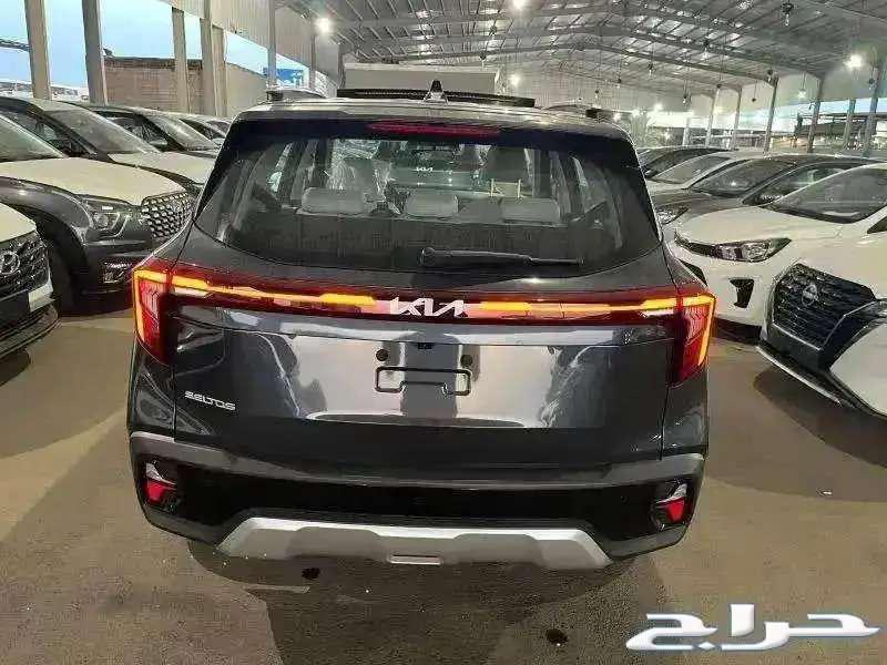 Kia Sportage 2.0 LX Panorama Model 2025, cash and financing available63372349321858111