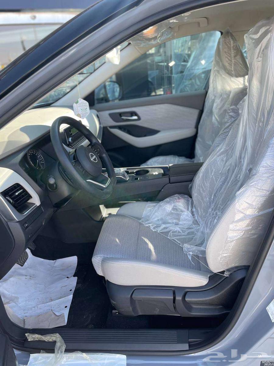 Nissan Extroid 2024 Standard, offer includes free protection and tinting63374507739523114