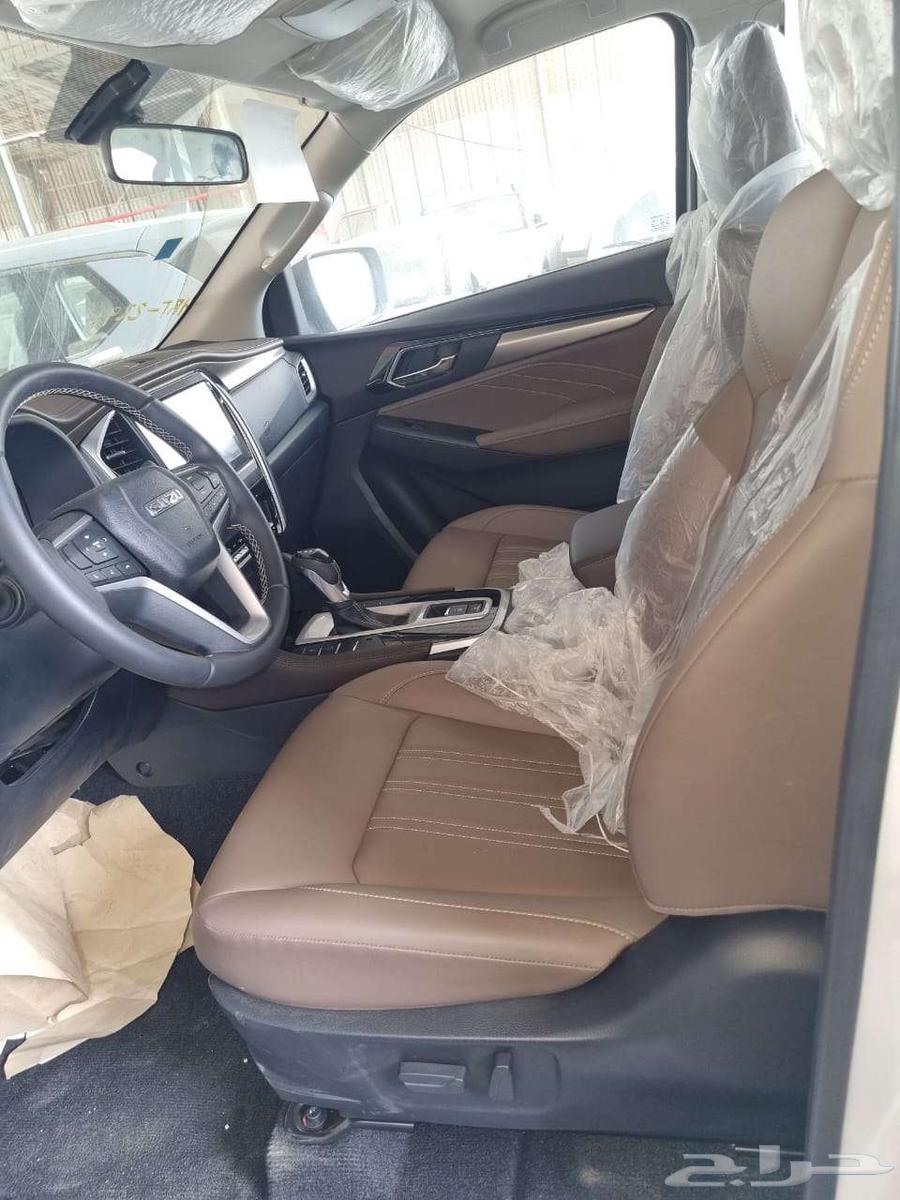 Isuzu MUX full option without double cab model 202463373745413761112