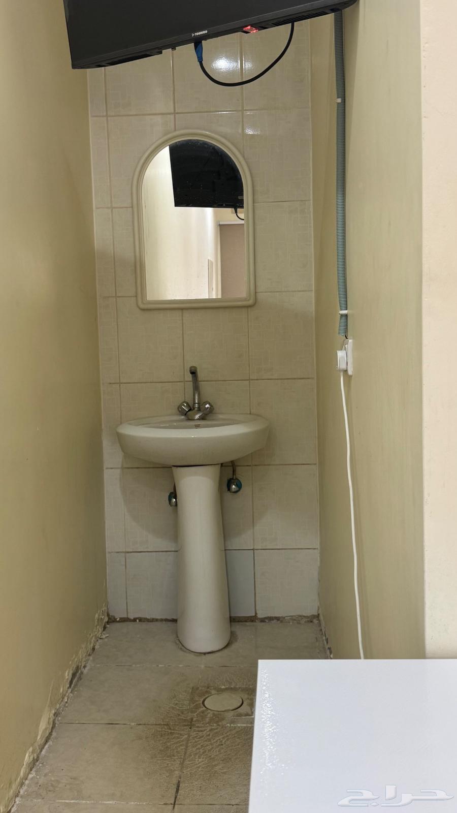 مكتب63243935944963112