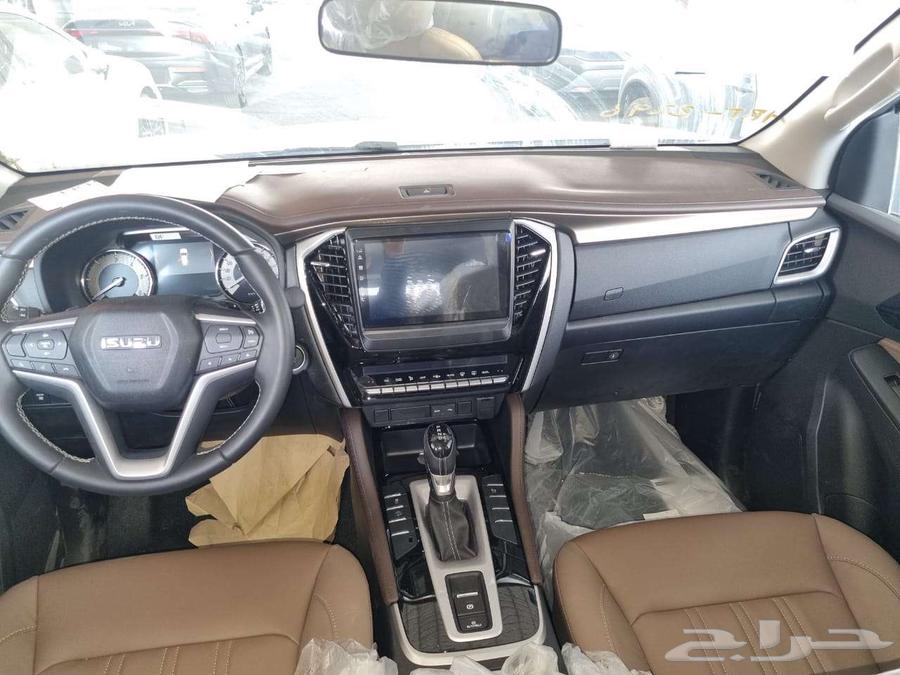 Isuzu MUX full option without double cab model 202463373745413761111