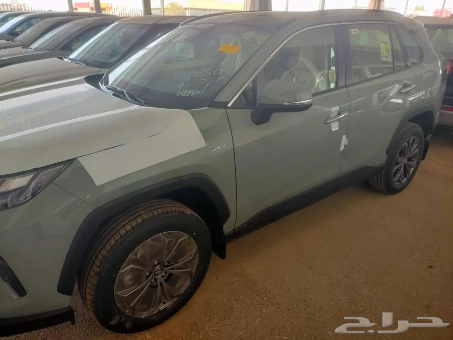 Toyota RAV4 Hybrid Limited63375763068289112