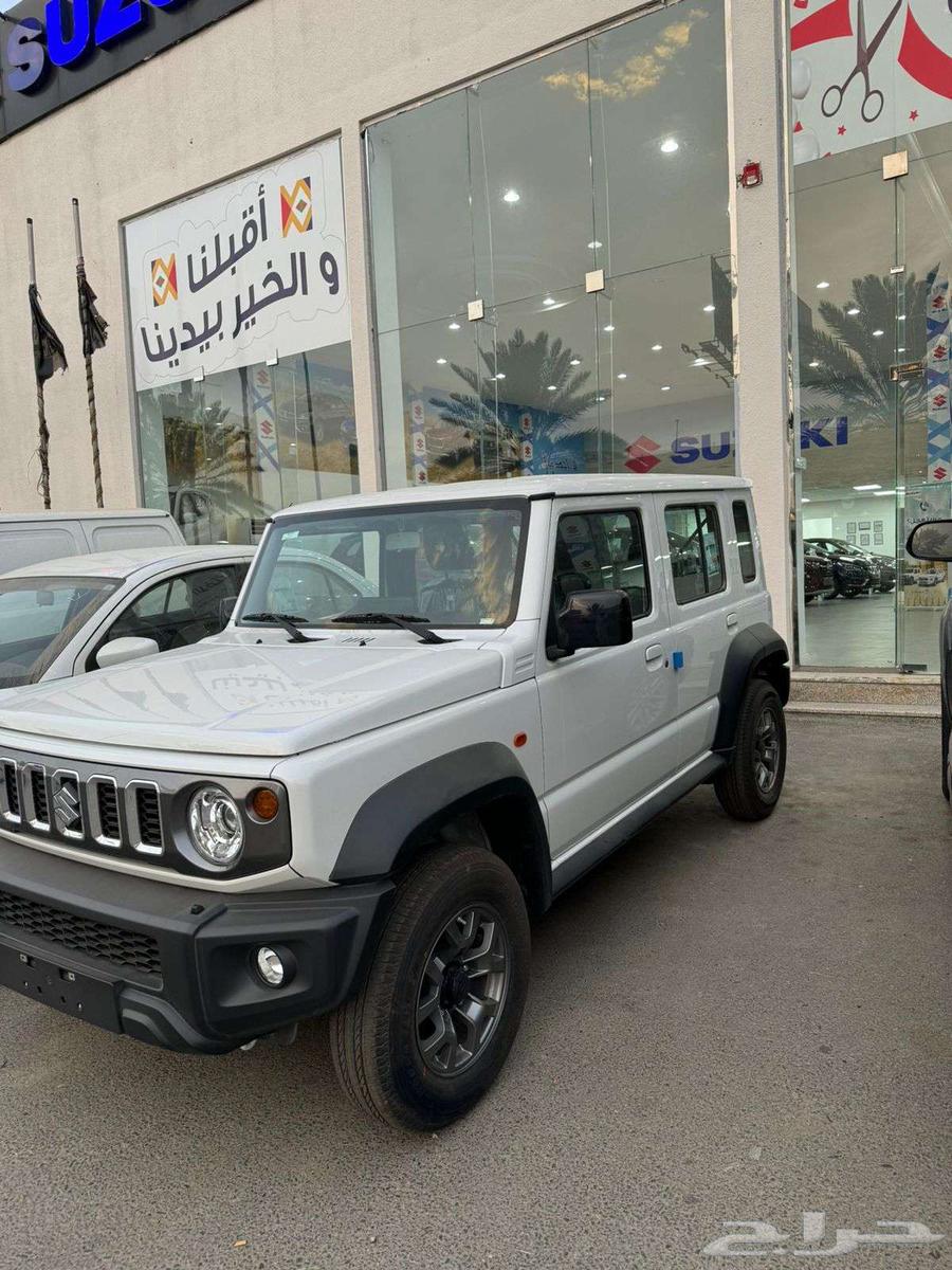 سوزوكي جيمني 2025 GLX بسعر 97610 شامل الضريبه واللوحات63368748147202112
