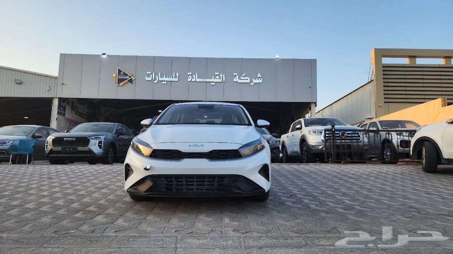 كيا سيراتو استاندر ماكينه 1.6عروض وتخفيضات القيادة للسيارات63369892089730111