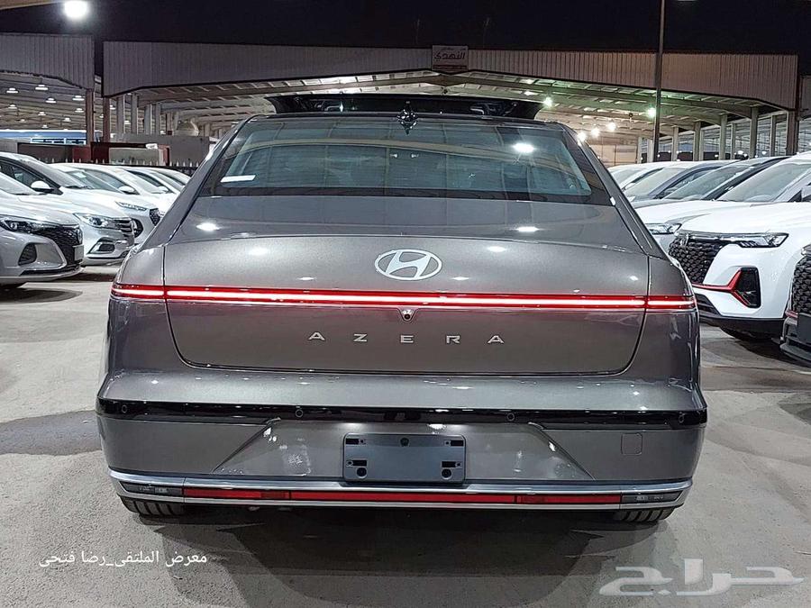 Hyundai Azera 2025 _ Multiple trims _ Distinctive colors63369892311811114