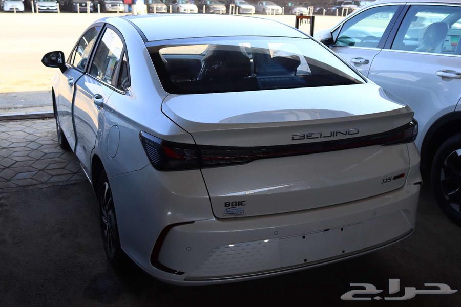 BAIC U5 Plus Luxury 2025, the best offers and discounts for the car63361189685634113