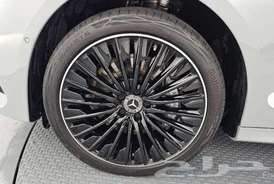 Mercedes E30063359061728257114