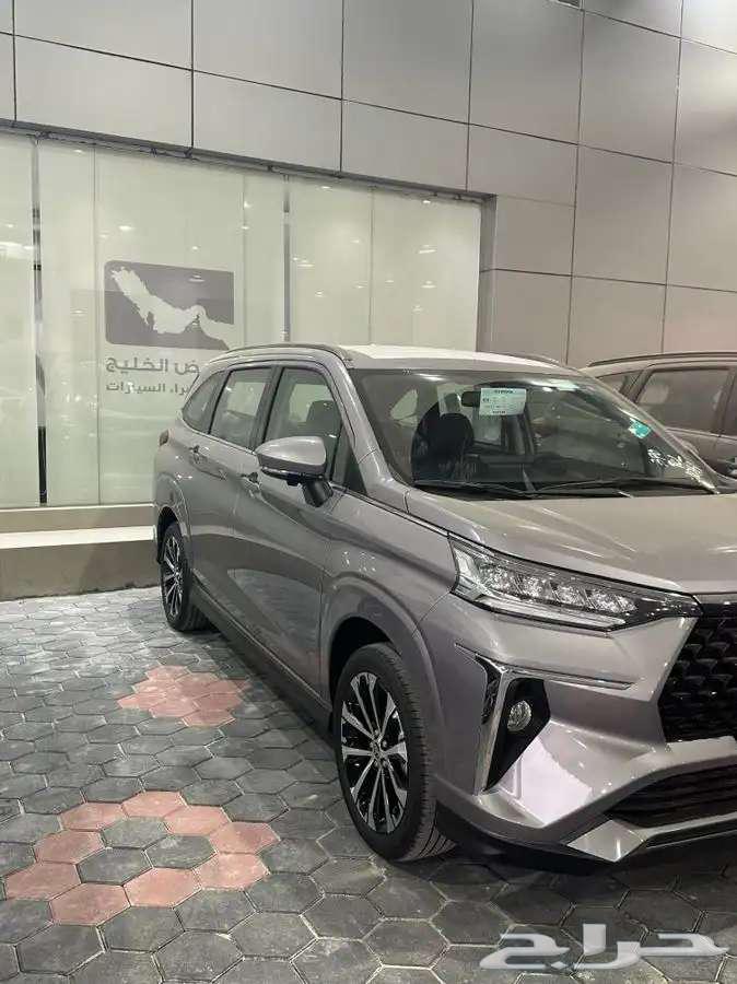 تويوتا فيلوز GLX موديل 202463357472903043111