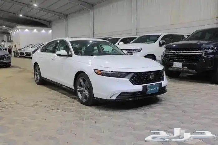 Honda Accord EXL fully loaded, sunroof, leather, four-cylinder, model 2023633553080391701121