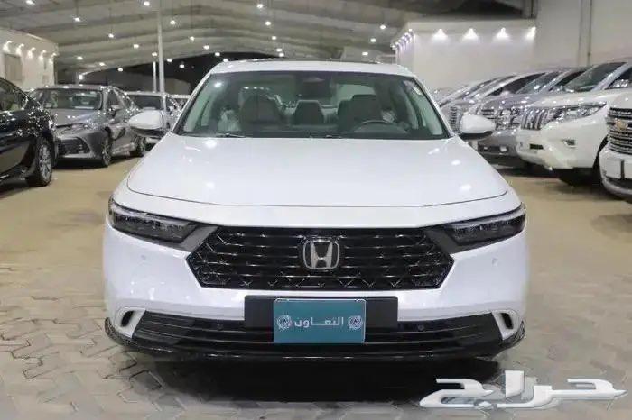 Honda Accord EXL fully loaded, sunroof, leather, four-cylinder, model 202363355308039170112