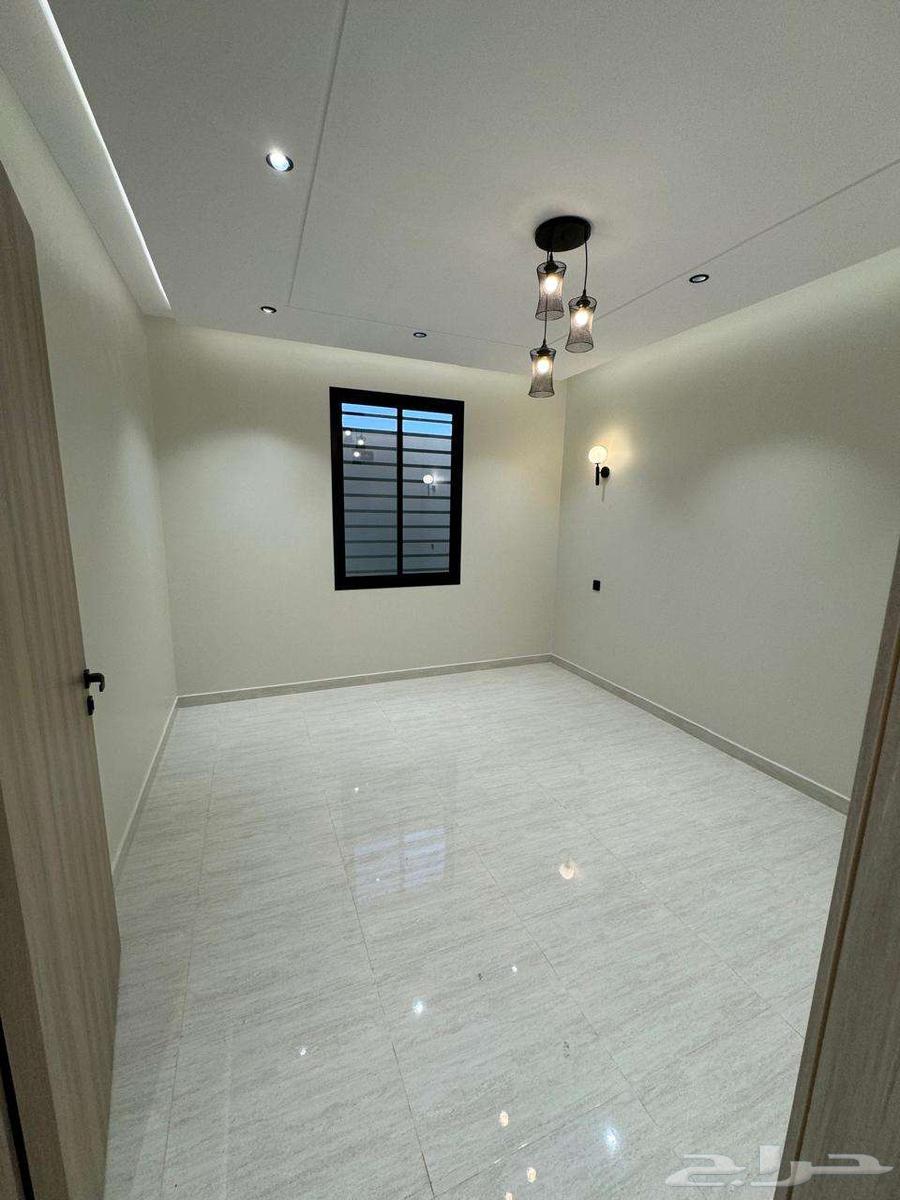 دور أرضى بمخطط هيف للبيع شارع 2063008502137474114