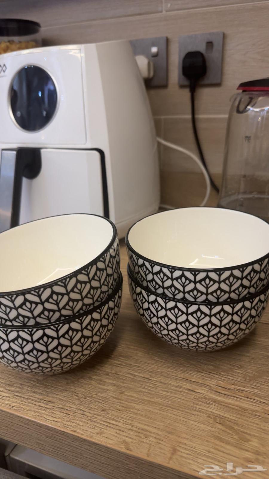 Set of tableware for four people63531997824515111