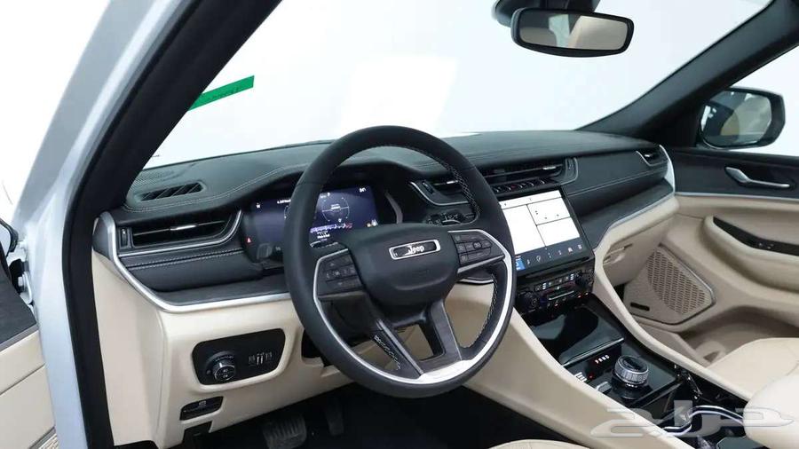 Jeep Cherokee Limited 3.6 2023 at a competitive price, available for cash and installments63352445021185112
