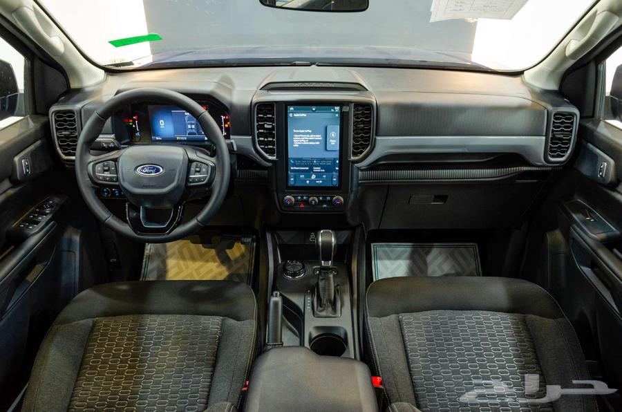 Ford Ranger XLT 2023, free maintenance, Al-Jazeera authorized dealerships63353874551810112