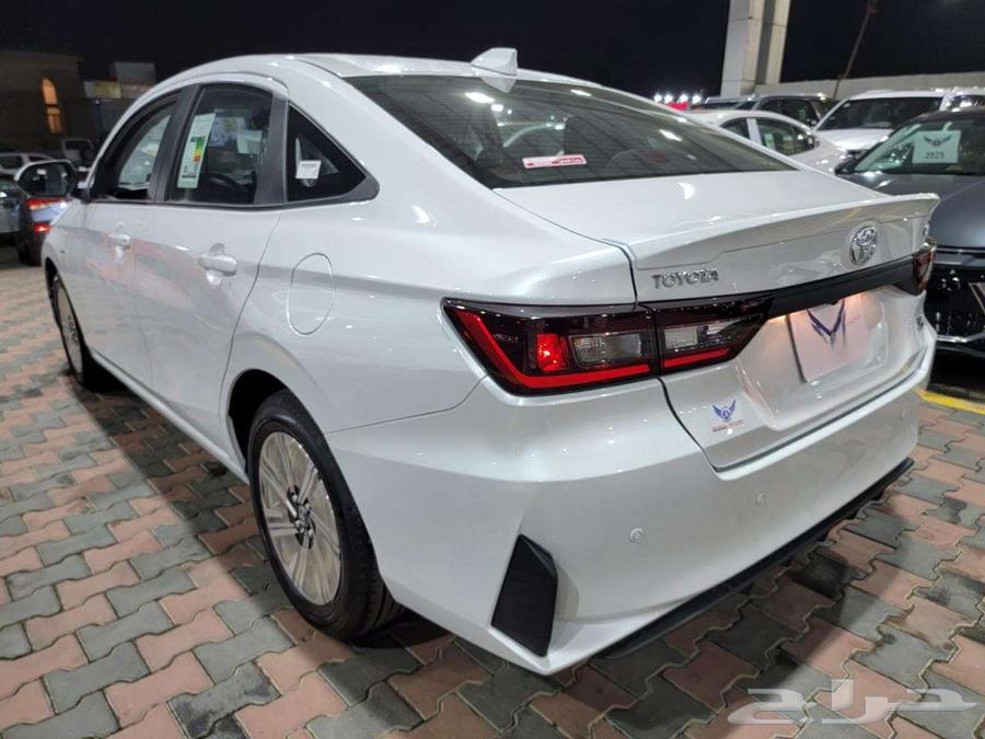 Toyota - Yaris (Y Plus) - 202463354531742211114