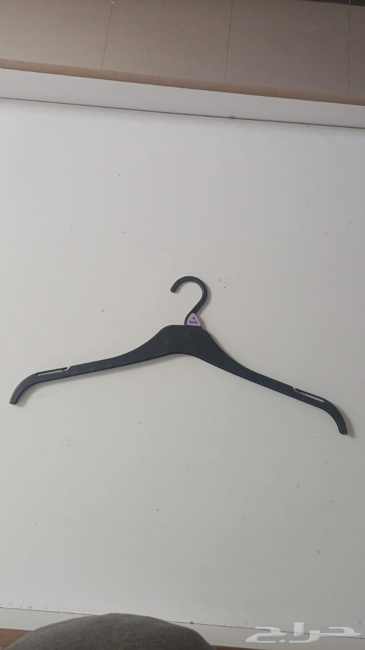 Clothing hangers and stands63229907547395112