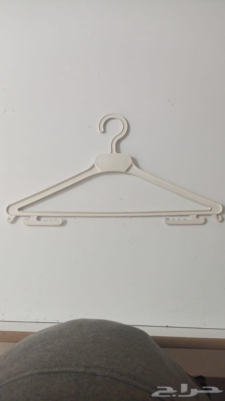 Clothing hangers and stands63229907547395114