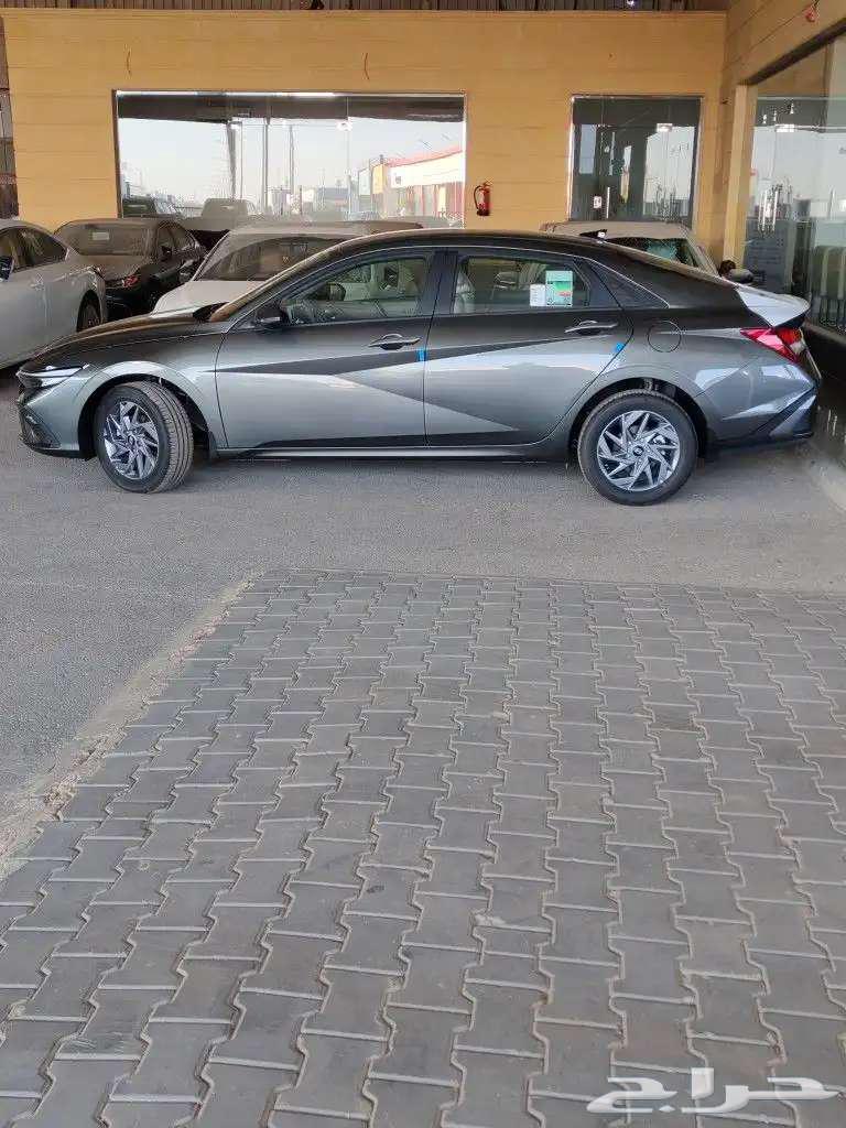 Hyundai Elantra Smart, 2.0 engine, 2025 model, installment of 1250 at Al-Hassan63350657346049112