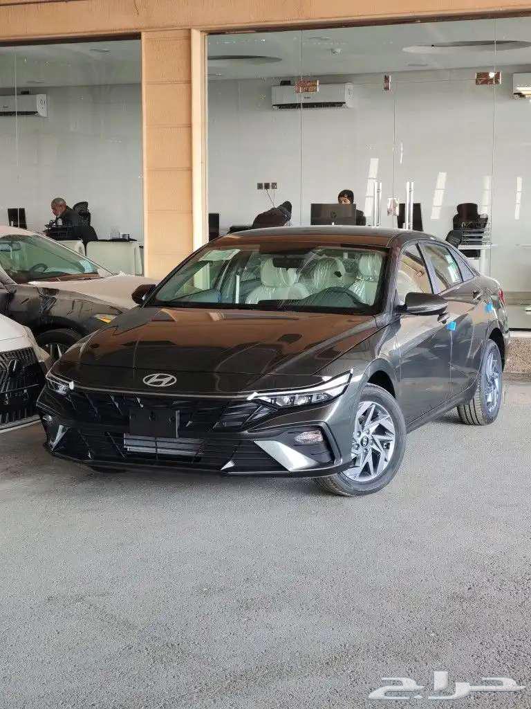 Hyundai Elantra Smart, 2.0 engine, 2025 model, installment of 1250 at Al-Hassan63350657346049111