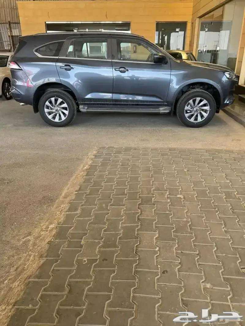 ايسوزو MUX فل كامل دبل ديزل سعودي 2023 بقسط 2100 لدى الحسن63346987900929112