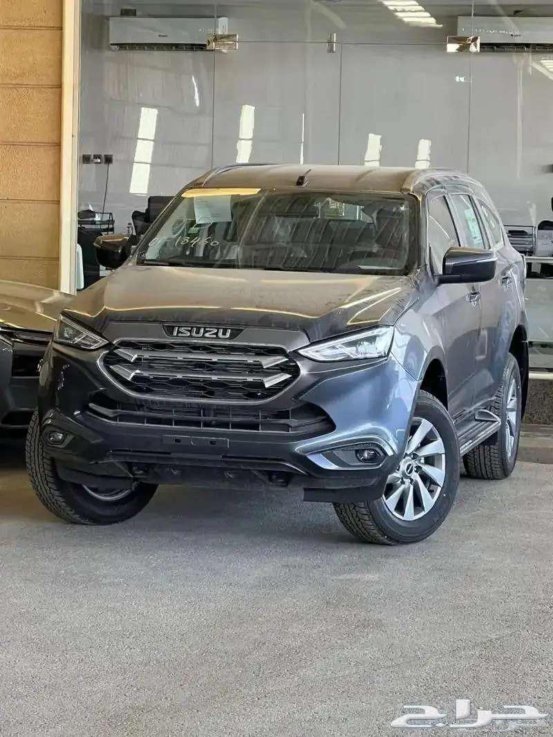ايسوزو MUX فل كامل دبل ديزل سعودي 2023 بقسط 2100 لدى الحسن633469879009291129