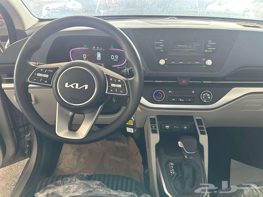 Kia Carnival Standard 7-passenger, 2024 model, available on installments or cash63348328811265113
