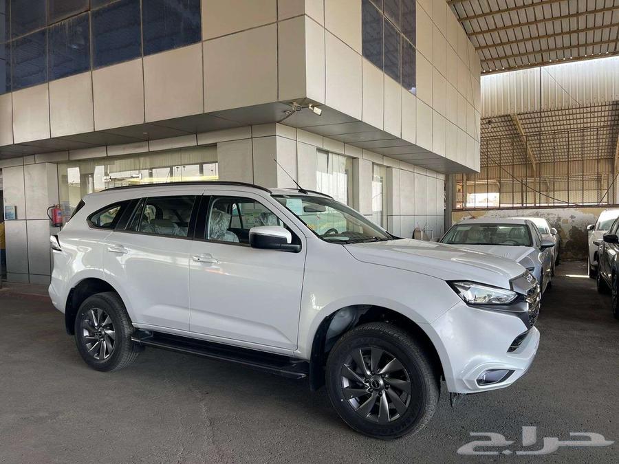 ايسوزو ام يو اكس 4X4 3.0 فل 2024 كاش او تقسيط63347283124994113