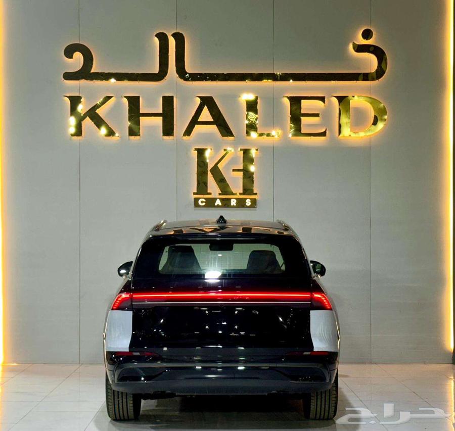لينكون نوتيلوس بريزيدنشال موديل 202463347234078337114