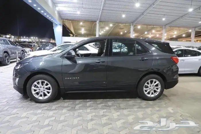 Chevrolet Equinox LS standard four-cylinder model 202063345740904193113