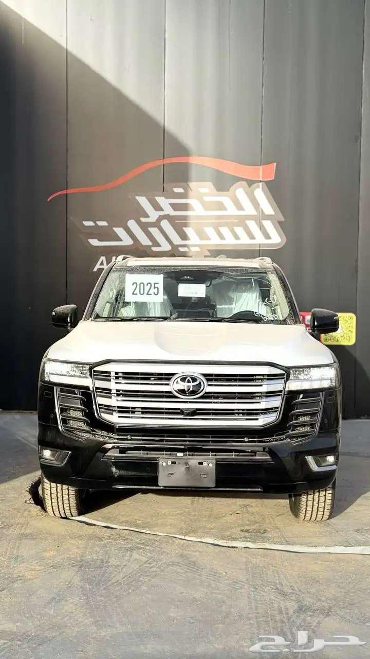 لاند كروزر رقم 3 موديل 202563344380596865111